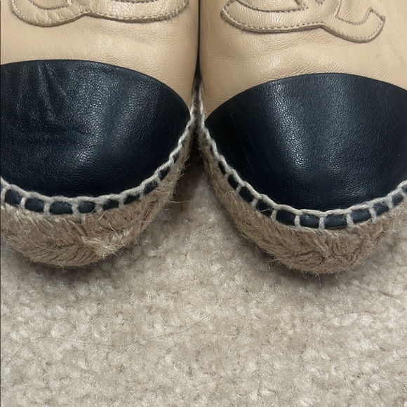 CHANEL Tan and Black Espadrilles - Picture 6 of 8
